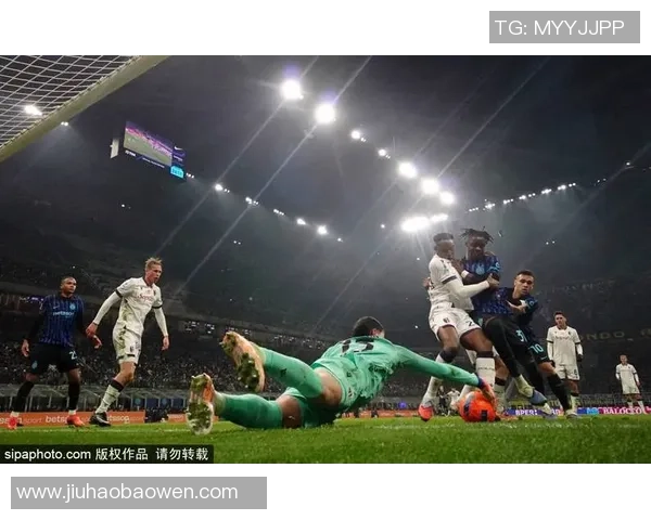 那不勒斯逆转巴黎圣日耳曼友谊赛绝杀瞬间引发全场狂欢集锦回顾