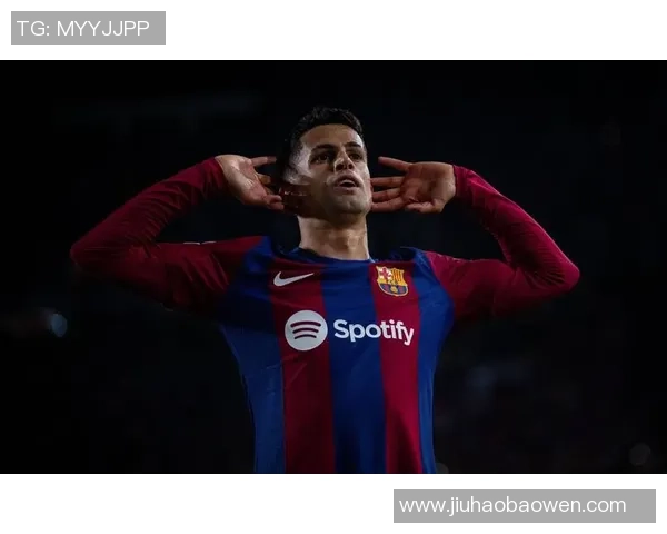 德甲激战:那不勒斯险胜巴萨红牌争议引发全场热议 德甲激战:那不勒斯险胜巴萨红牌争议引发全场热议